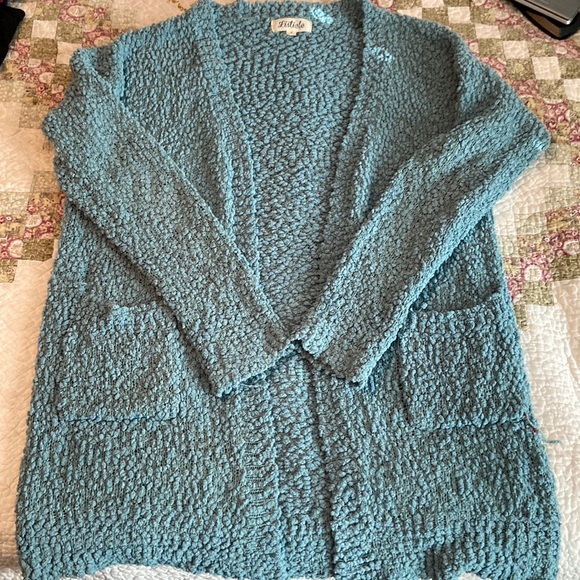 Listicle Sweaters - Super soft cardigan with popcorn texture - size small